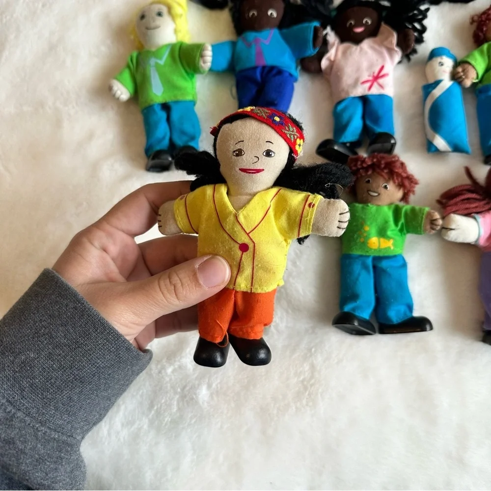 Lakeshore Learning Dollhouse Plush Figures Family Dolls Vintage Set of 13